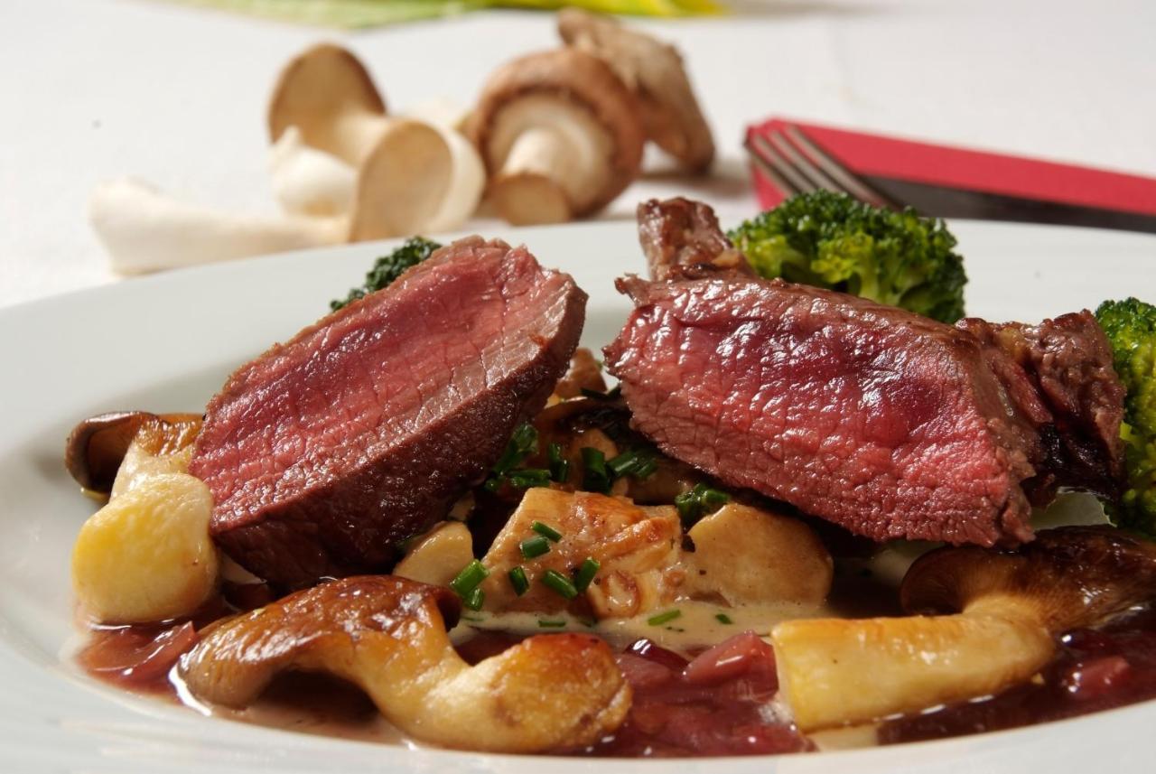 Gasthaus Sponsel Oberfellendorf Ngoại thất bức ảnh